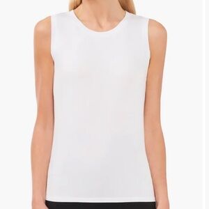 Halogen Back Keyhole Tank white NWOT